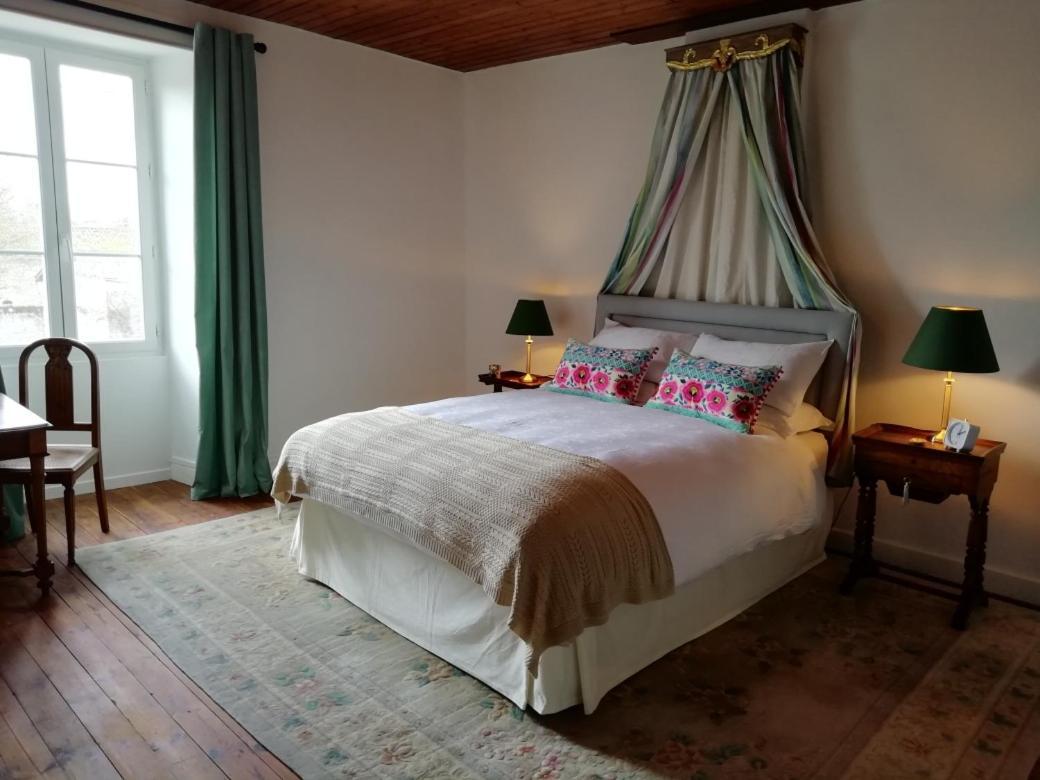 La Maison Murier Chef-Boutonne ภายนอก รูปภาพ